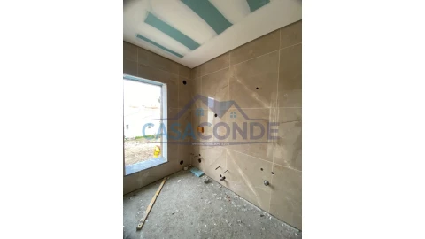 Moradia T5 para Venda em Azeitão (São Lourenço e São Simão)