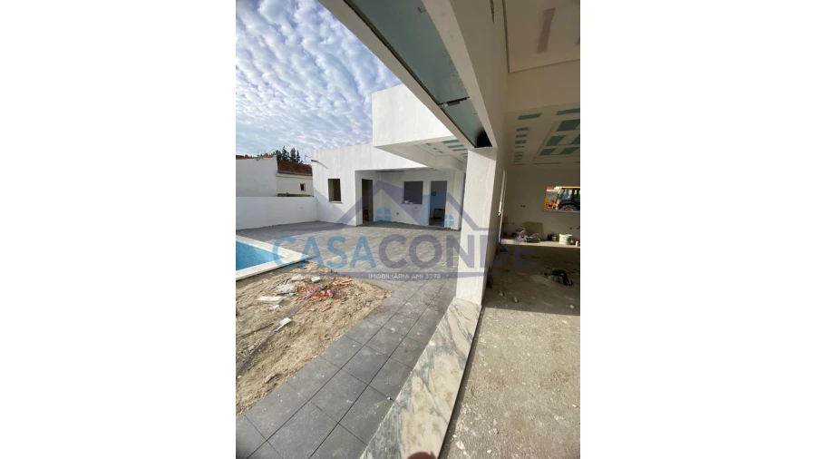 Moradia T5 para Venda em Azeitão (São Lourenço e São Simão) Foto 23