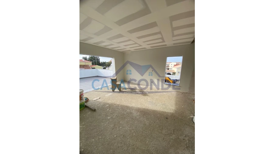 Moradia T5 para Venda em Azeitão (São Lourenço e São Simão) Foto 38