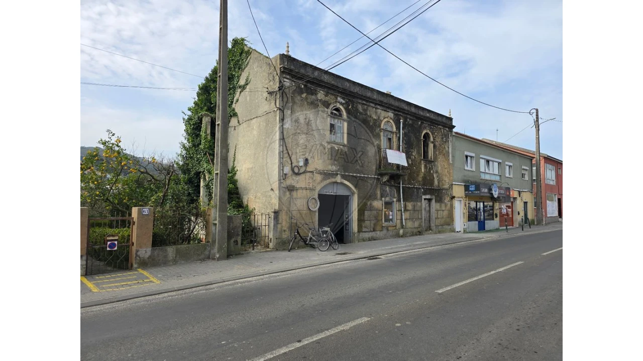 Prédio para Venda em Milharado Foto 12