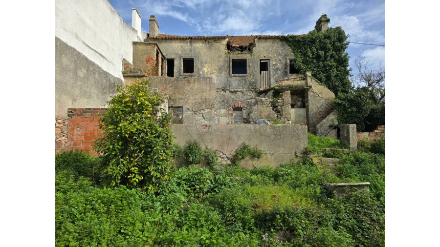 Prédio para Venda em Milharado Foto 7