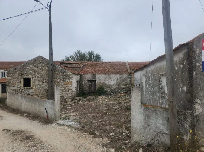 Armazém para Venda em Igreja Nova e Cheleiros Foto 17