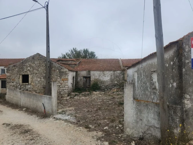 Moradia T5 para Venda em Igreja Nova e Cheleiros Foto 17