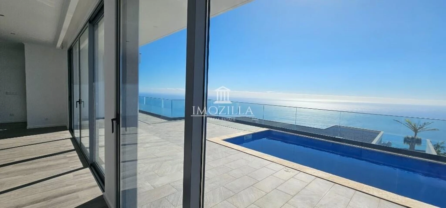 Moradia T3 para Venda em Prazeres Foto 17