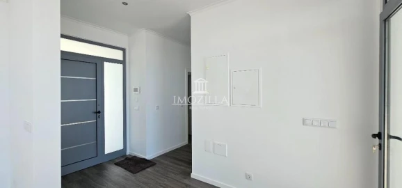 Moradia T3 para Venda em Prazeres