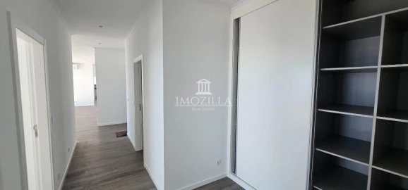 Moradia T3 para Venda em Prazeres