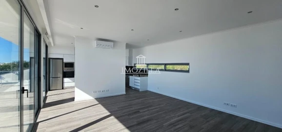 Moradia T3 para Venda em Prazeres