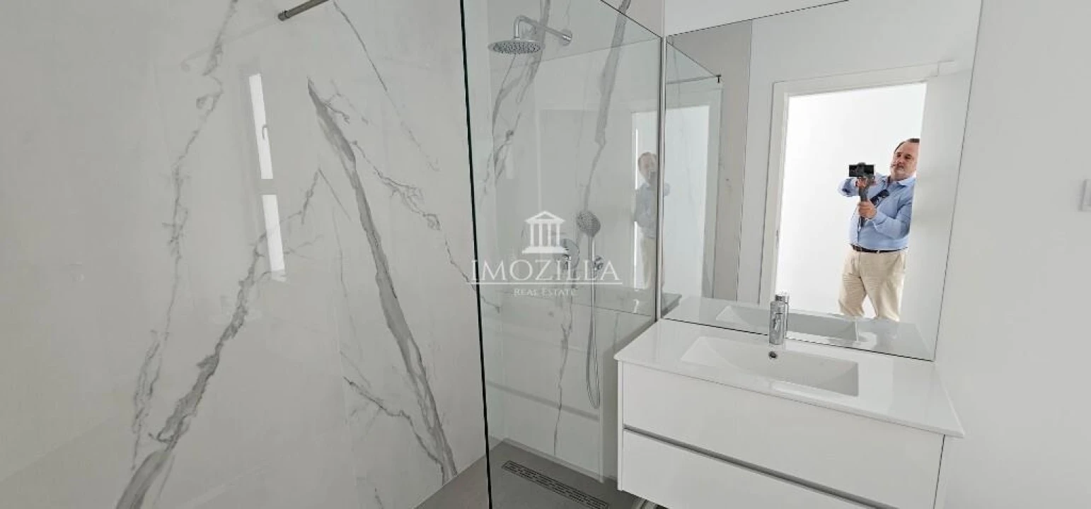 Moradia T3 para Venda em Prazeres Foto 28