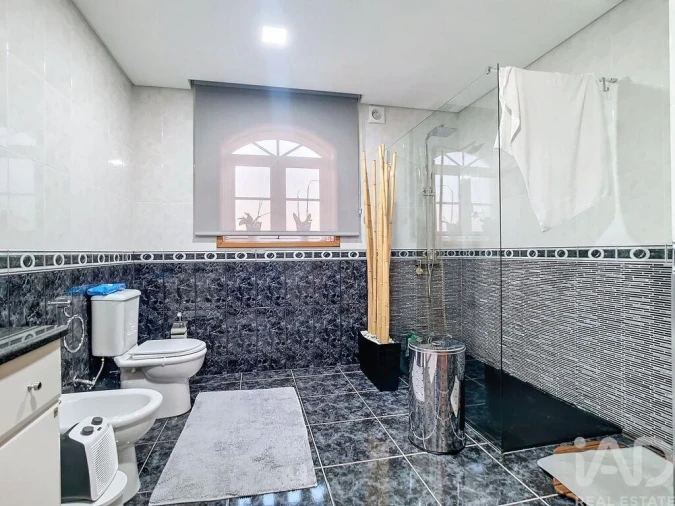 Moradia T4 para Venda em Valega Foto 21