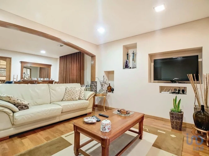 Moradia T4 para Venda em Valega Foto 10