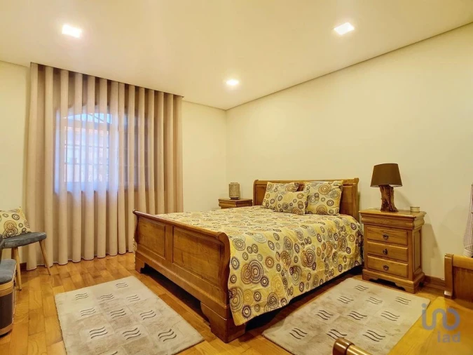 Moradia T4 para Venda em Valega Foto 13