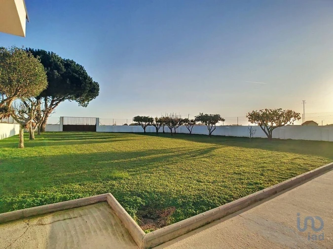 Moradia T4 para Venda em Valega Foto 2