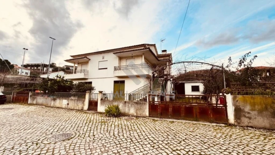 Moradia T3 para Venda em Barcel, Marmelos e Valverde da Gestosa Foto 2