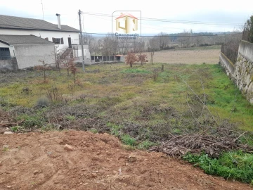 Terreno para Venda em Sabugal e Aldeia de Santo António