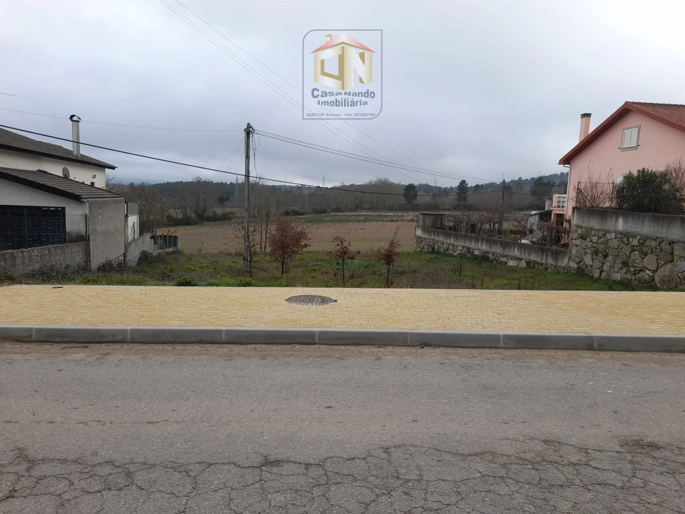 Terreno para Venda em Sabugal e Aldeia de Santo António Foto 3
