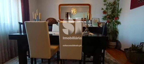 Moradia T7 para Venda em Nossa Senhora da Conceição, São Pedro e São Dinis