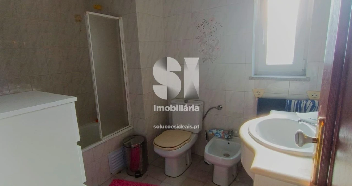 Moradia T7 para Venda em Nossa Senhora da Conceição, São Pedro e São Dinis Foto 10