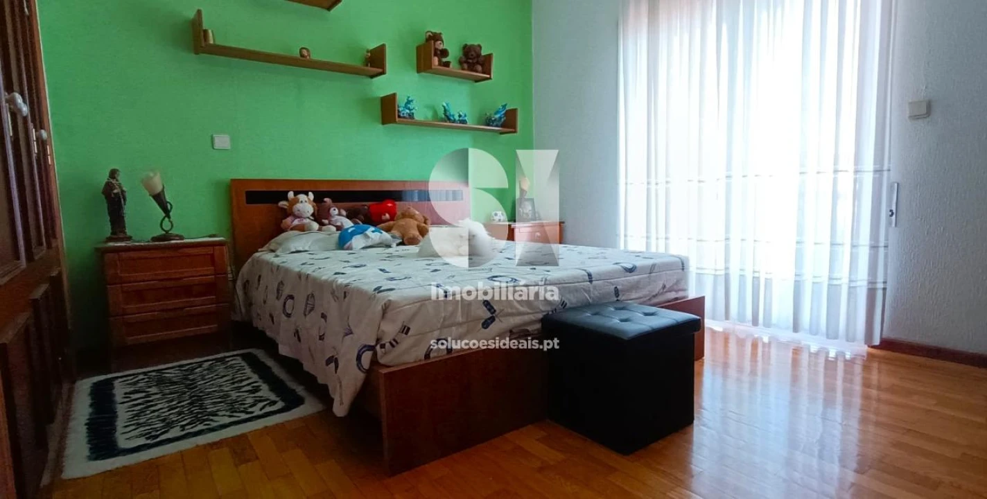 Moradia T7 para Venda em Nossa Senhora da Conceição, São Pedro e São Dinis Foto 26