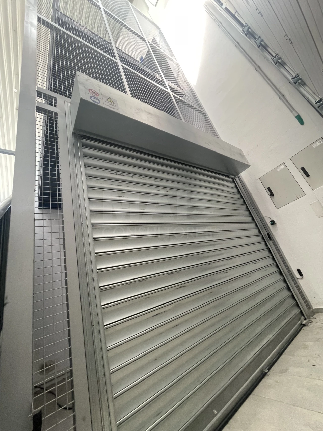 Loja para Venda em Sacavém e Prior Velho Foto 6