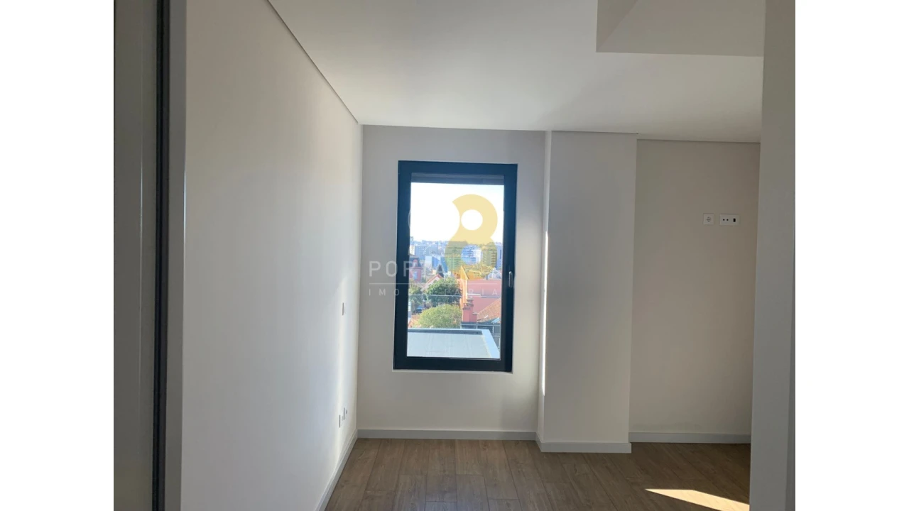 Apartamento T3 para Venda em Cedofeita, Santo Ildefonso, Sé, Miragaia, São Nicolau e Vitória Foto 16