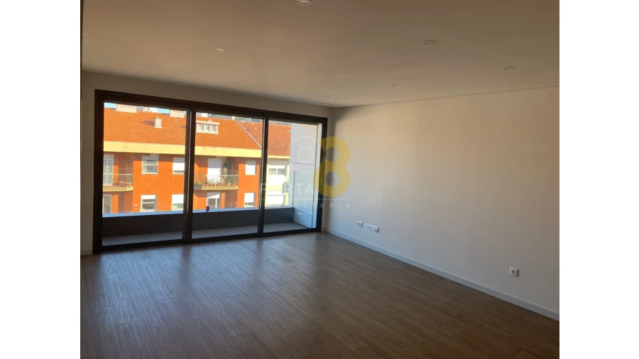 Apartamento T3 para Venda em Cedofeita, Santo Ildefonso, Sé, Miragaia, São Nicolau e Vitória Foto 8