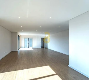 Apartamento T4 para Venda em Cedofeita, Santo Ildefonso, Sé, Miragaia, São Nicolau e Vitória
