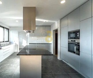 Apartamento T4 para Venda em Cedofeita, Santo Ildefonso, Sé, Miragaia, São Nicolau e Vitória