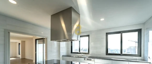 Apartamento T4 para Venda em Cedofeita, Santo Ildefonso, Sé, Miragaia, São Nicolau e Vitória
