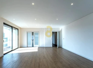 Apartamento T4 para Venda em Cedofeita, Santo Ildefonso, Sé, Miragaia, São Nicolau e Vitória