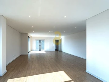 Apartamento T4 para Venda em Cedofeita, Santo Ildefonso, Sé, Miragaia, São Nicolau e Vitória