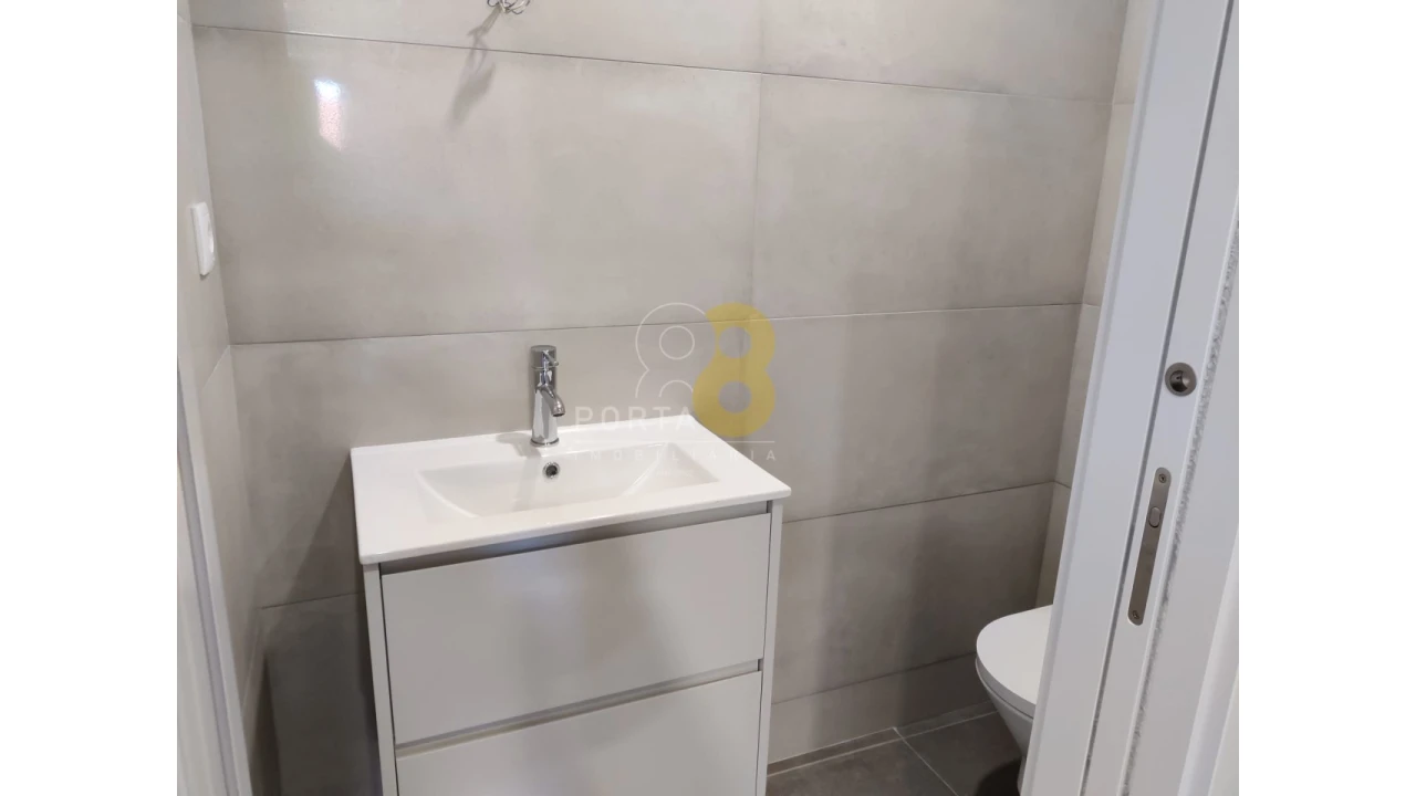 Apartamento T3 para Venda em Cedofeita, Santo Ildefonso, Sé, Miragaia, São Nicolau e Vitória Foto 10