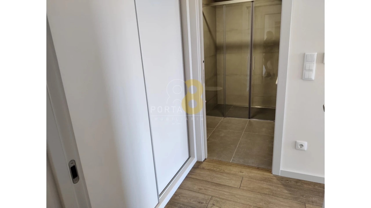 Apartamento T3 para Venda em Cedofeita, Santo Ildefonso, Sé, Miragaia, São Nicolau e Vitória Foto 13