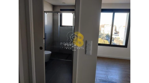 Apartamento T3 para Venda em Cedofeita, Santo Ildefonso, Sé, Miragaia, São Nicolau e Vitória