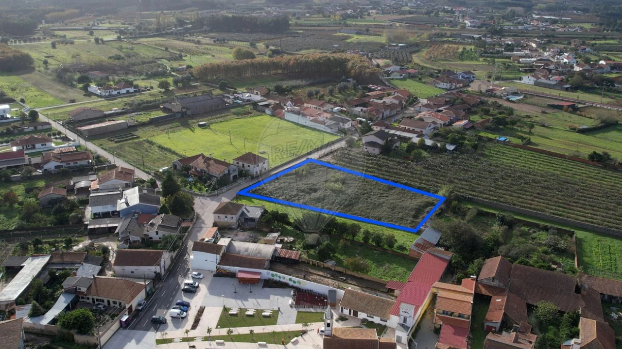 Terreno para Venda em Amoreira da Gândara, Paredes do Bairro e Ancas Foto 13