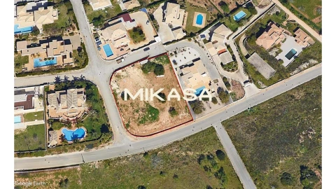 Terreno para Venda em Lagos (São Sebastião e Santa Maria)