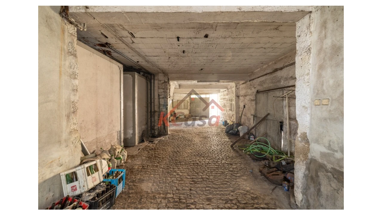 Armazém para Arrendamento em Aguas Santas Foto 1