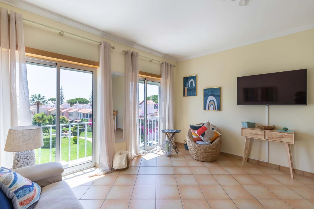 Apartamento para Arrendamento férias em Quarteira Foto 7