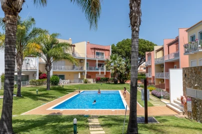 Apartamento para Arrendamento férias em Quarteira