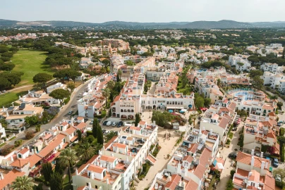 Apartamento T2 para Arrendamento férias em Quarteira