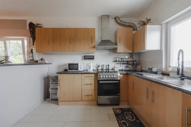 Moradia T3 para Venda em Aljubarrota Foto 3