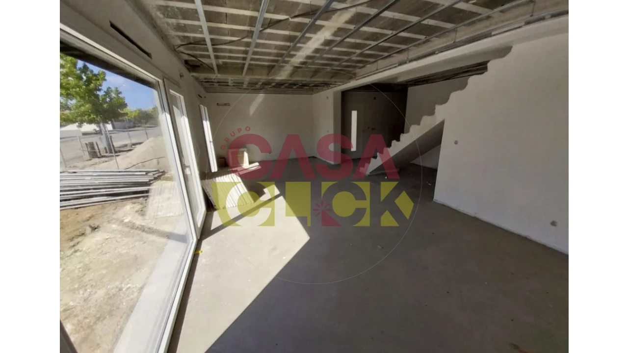 Moradia T4 para Venda em Constancia Foto 16