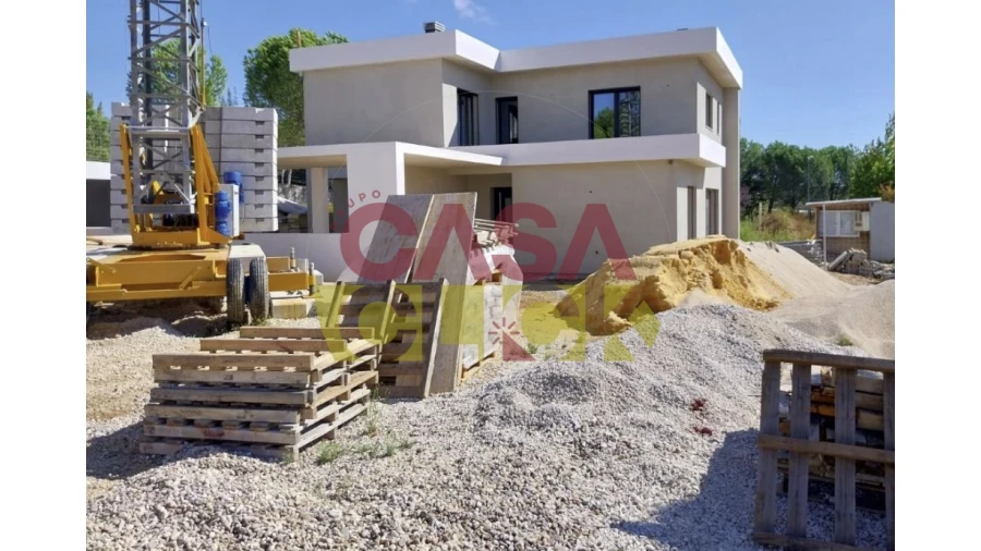 Moradia T4 para Venda em Constancia Foto 10