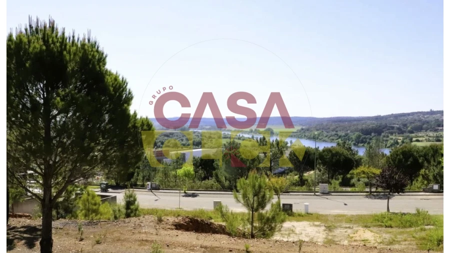 Terreno para Venda em Constancia