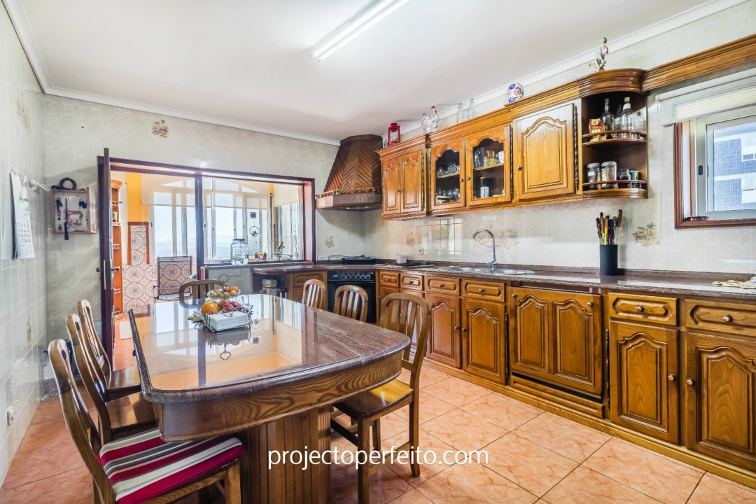 Moradia T5 para Venda em Sandim, Olival, Lever e Crestuma Foto 9