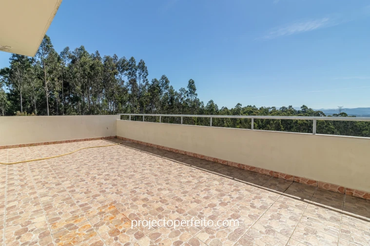 Moradia T5 para Venda em Sandim, Olival, Lever e Crestuma Foto 29