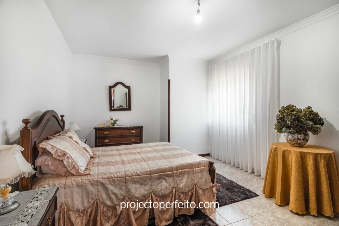 Moradia T5 para Venda em Sandim, Olival, Lever e Crestuma Foto 13