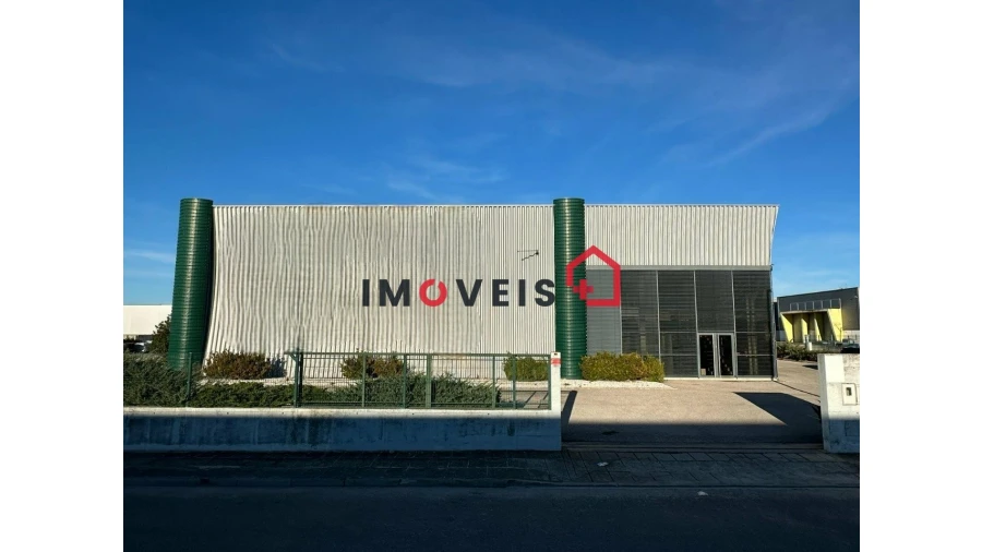 Armazém para Venda em Almeirim Foto 1