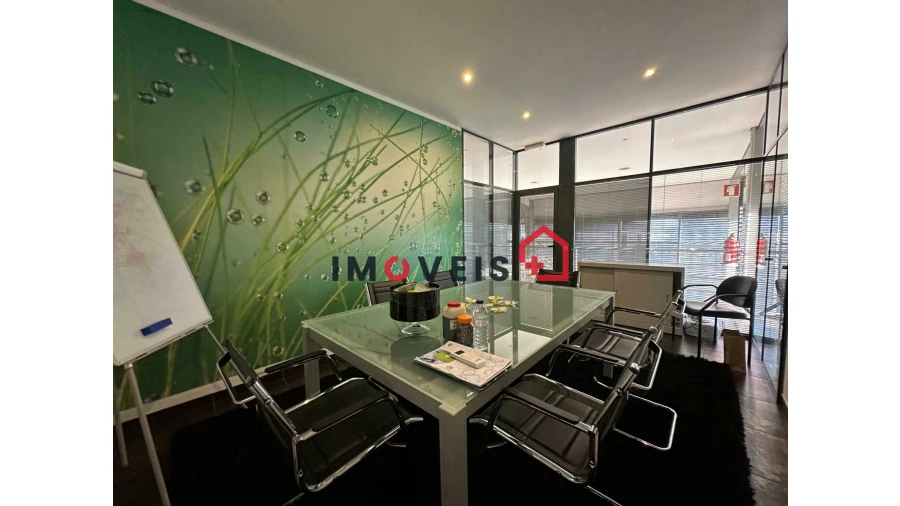 Armazém para Venda em Almeirim Foto 12