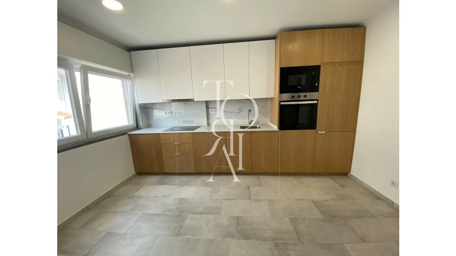 Moradia T3 para Venda em Carnaxide e Queijas Foto 7