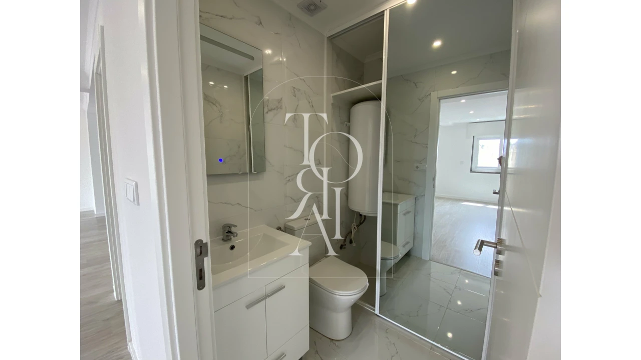 Moradia T3 para Venda em Carnaxide e Queijas Foto 9